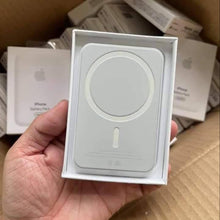 Load image into Gallery viewer, PowerBank magnétique Sans Fil Batterie - 5000 mAh